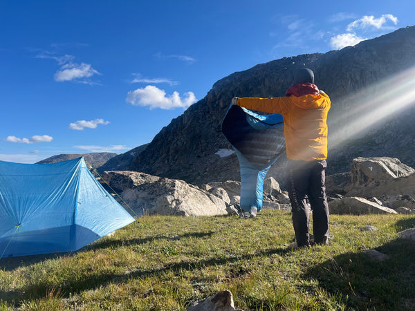 Western Mountaineering's NanoLite Quilt Offers Macro Warmth